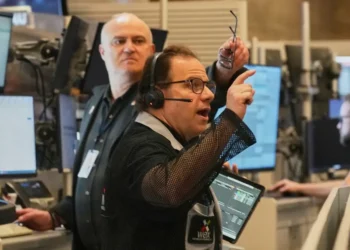 Traders monitor oil prices and stock market decline on Wall Street - AP Photo/Richard Drew