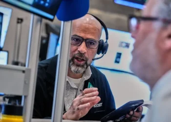 AI stocks decline as Wall Street retreats sharply - AP Photo/Richard Drew