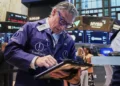 AI semiconductor stocks drive Wall Street rebound amid oil volatility - AP Photo/Richard Drew