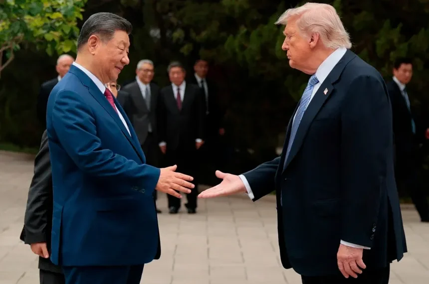 G7 leaders meet as China remains outside summit framework - Evan Vucci/Pool Photo via AP, File