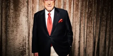 Clive Davis attends music industry event during later career - Photo by Casey Curry/Invision/AP, File