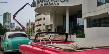 Meliá hotel operations reduced amid Cuba tourism downturn - AP Photo/Ramon Espinosa