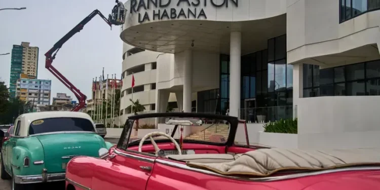 Meliá hotel operations reduced amid Cuba tourism downturn - AP Photo/Ramon Espinosa