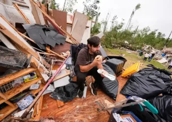 Residents facing severe weather prepare emergency plans to reduce stress - AP Photo/Gerald Herbert
