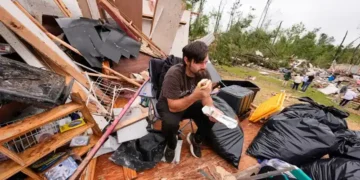 Residents facing severe weather prepare emergency plans to reduce stress - AP Photo/Gerald Herbert