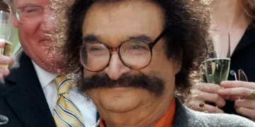 Gene Shalit longtime Today show film critic portrait - AP Photo/Richard Drew, File