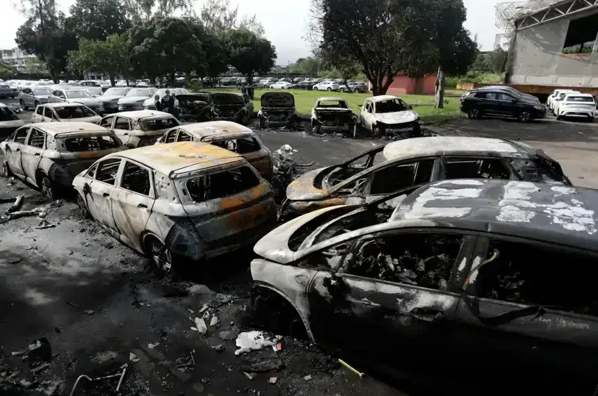 Emergency crews respond after fatal helicopter collision in Rio - AP Photo/Bruna Prado