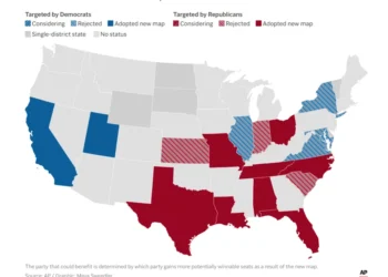 Congressional district maps shape 2026 House election battle - Source: AP / Graphic: Maya Sweedler