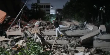 Damaged buildings and emergency response efforts after earthquakes in Caracas - AP Photo/Adrian Naranjo