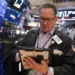 Traders monitor markets as oil prices rise and stocks advance - AP Photo/Richard Drew