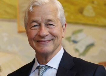 Portrait of JPMorgan Chase Chairman and CEO Jamie Dimon during a meeting with UK Chancellor Rachel Reeves in London in 2025.