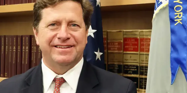 Official portrait of Jay Clayton, U.S. Attorney for the Southern District of New York, photographed for the U.S. Department of Justice.