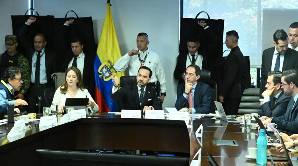 Colombian government officials meet during an emergency response meeting following the August 2026 earthquake in Chocó