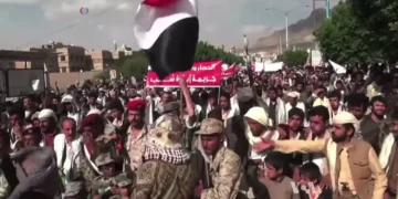 Houthi supporters protest against Saudi-led coalition airstrikes in Sana’a, Yemen, in September 2015.