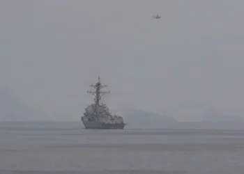 U.S. Navy guided-missile destroyers conduct mine clearance operations in the Strait of Hormuz as U.S. Central Command begins a maritime security mission in April 2026.