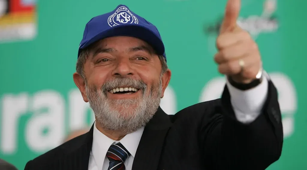 Brazilian President Luiz Inácio Lula da Silva waves to people during a ceremony marking the start of UFSCar construction works in Sorocaba.