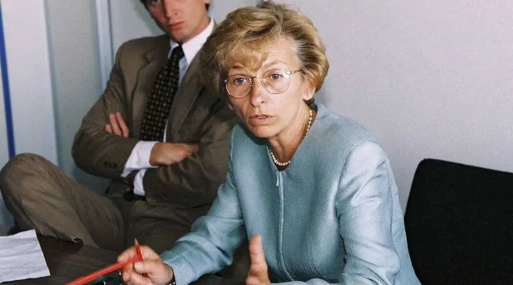 Emma Bonino appears in a portrait photograph taken in Strasbourg during her European Parliament activities in 1996.