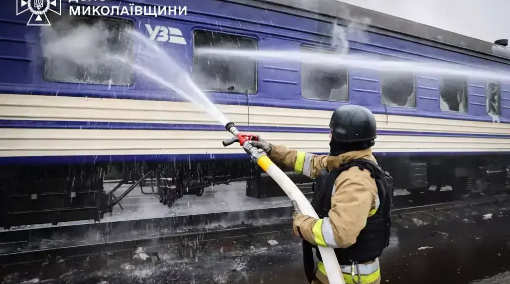 Train in Mykolaiv after a Russian drone attack damaged transport infrastructure on March 4, 2026, injuring a train inspector.