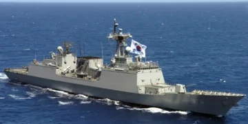 ROKS Munmu the Great, a South Korean naval ship, sails in formation during RIMPAC 2006 in the Pacific Ocean off Hawaii.