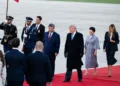 Chinese President Xi Jinping arrives at Joint Base Andrews in Maryland for a state visit on September 23, 2026.