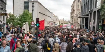 Acampada del Sol gathering along Camino del Congreso, photographed on October 2, 2026.