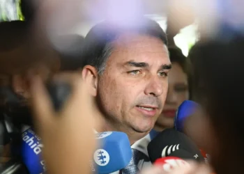 Brazilian Senator Flávio Bolsonaro gives an interview about the Senate’s rejection of Jorge Messias’s nomination to Brazil’s Supreme Federal Court on April 30, 2026.
