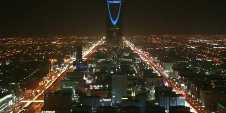 Kingdom Centre tower in Riyadh, Saudi Arabia, photographed at night by BroadArrow in 2007.