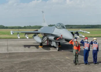 ROCAF F-16V BLK20 fighter aircraft photographed in Taiwan on November 17, 2021, during an official presidential event.