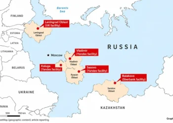Map of western Russia marking reported facilities in Leningrad Oblast, Vladimir, Kaluga, Sasovo and Balakovo, identified with VK, Yandex and Sberbank.