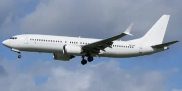 SmartLynx Airlines Malta Boeing 737 MAX 8 aircraft 9H-CHA approaches Hamburg Airport runway 23 on April 14, 2024.
